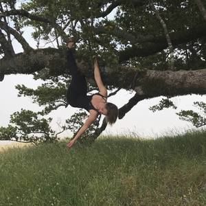 Meet your Posher, Elisha